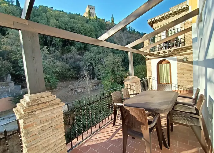 Casa yamur bajo la Alhambra Albaycin